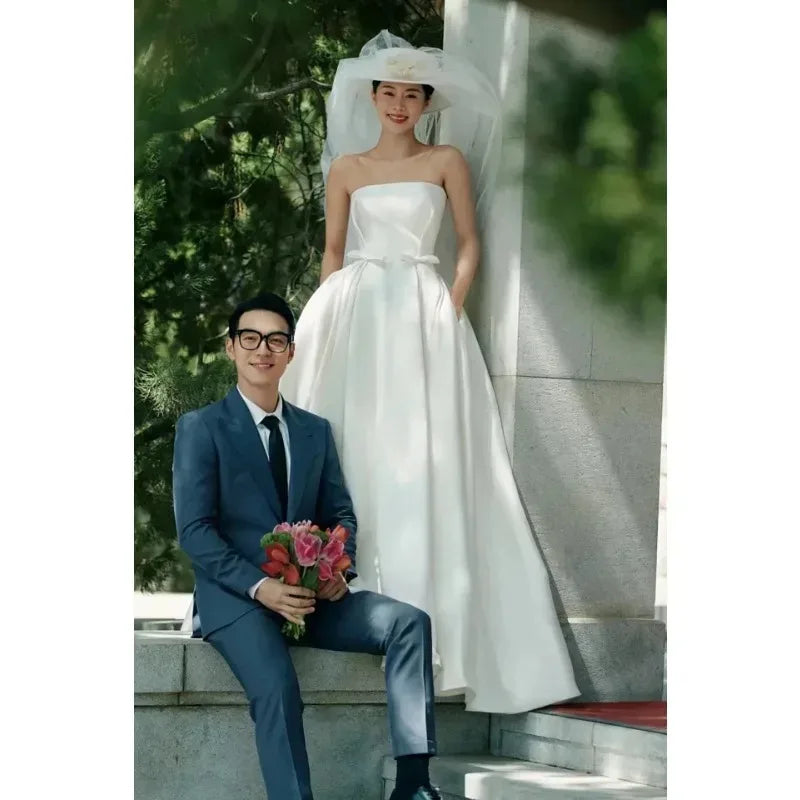 Elegant A-line Wedding Dress Classic Sexy Strapless Bridal Dresses Floor-length Satin Simple
