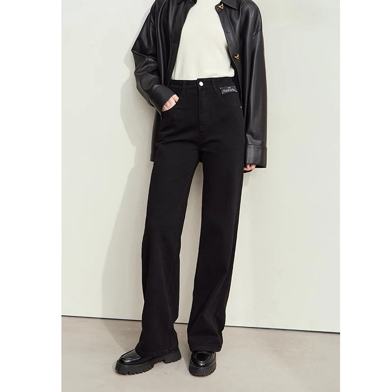 AMII Minimalist Women's Black Loose Jeans 2024 Winter New Leather Tag Decoration Female Straight Long Wide Leg Pants 12444098