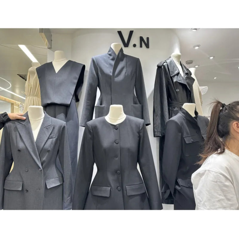 DNBS 2025 Women's Hidden Button Design Sense French Spring Elegant Fashion Lapel Spring New Classic Waist Temperament Suit