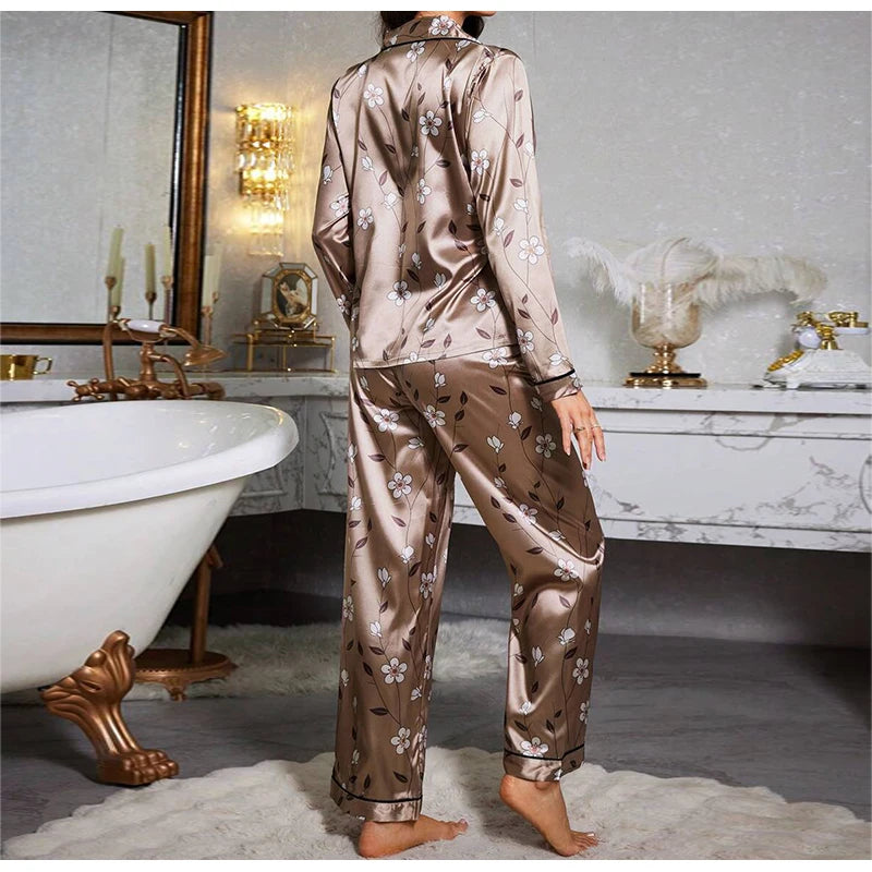 Two piece set of womens pajamas spring and autumn satin printed long sleeved top long pants casual and comfortable home suit set
