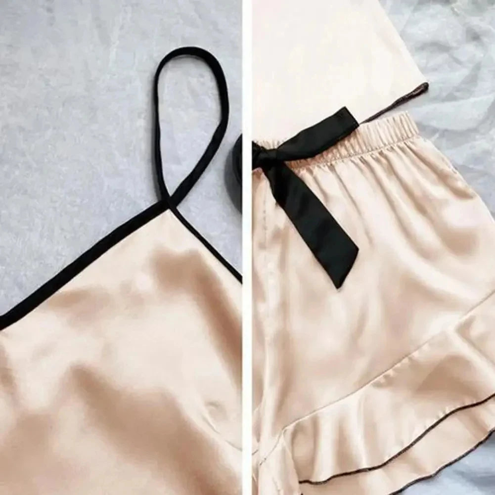 Women's Smooth Satin Pajamas V-Neck T-Shirt Ruffled Edges And Bow Shorts Simple And Breathable Pajama Set Sling Home Clothing