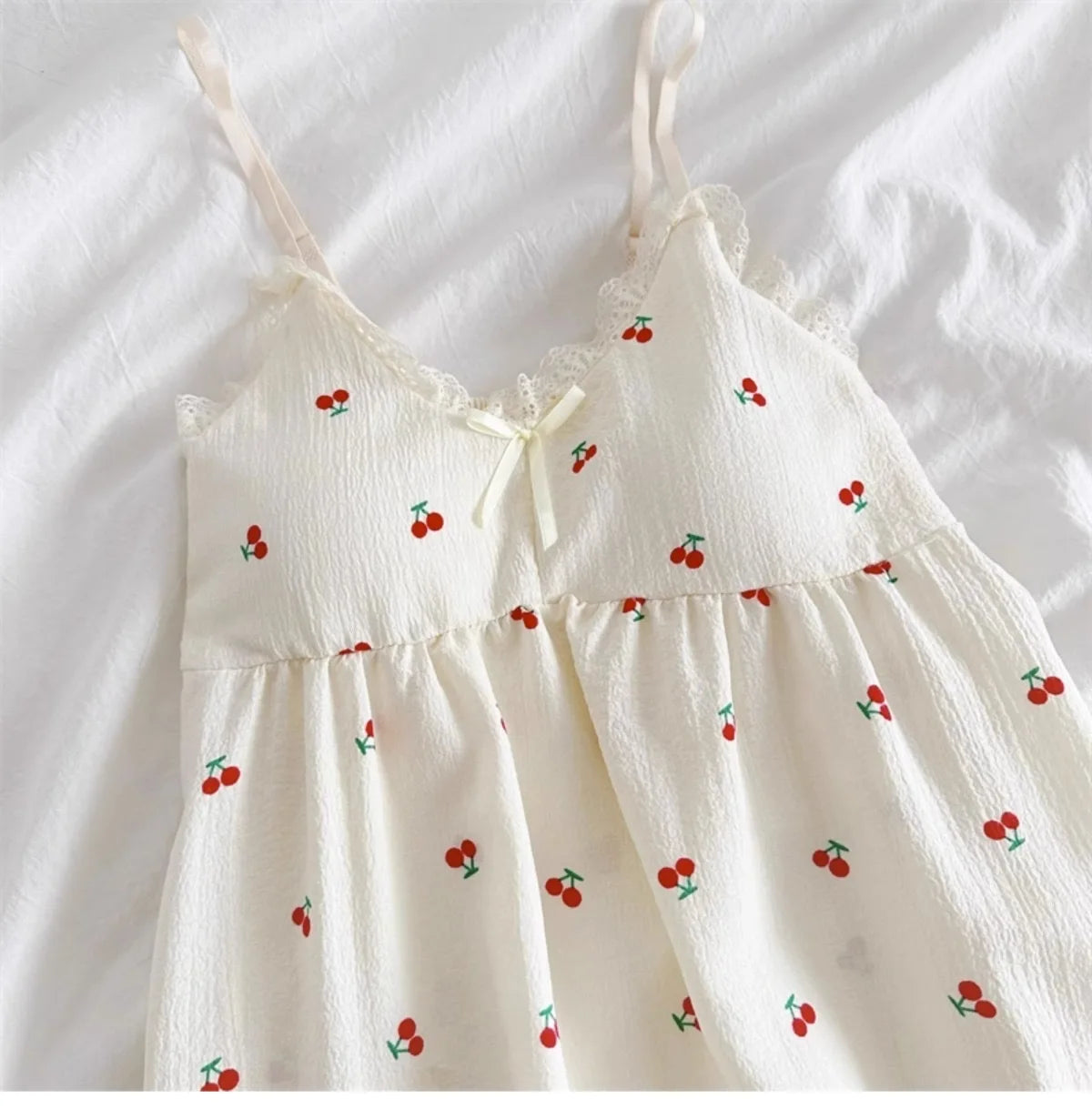 With Chest Cushion Halter Nightgown Female Summer Floral Breathable Thin Section of the Princess Style Loose Knee-Length Pajamas