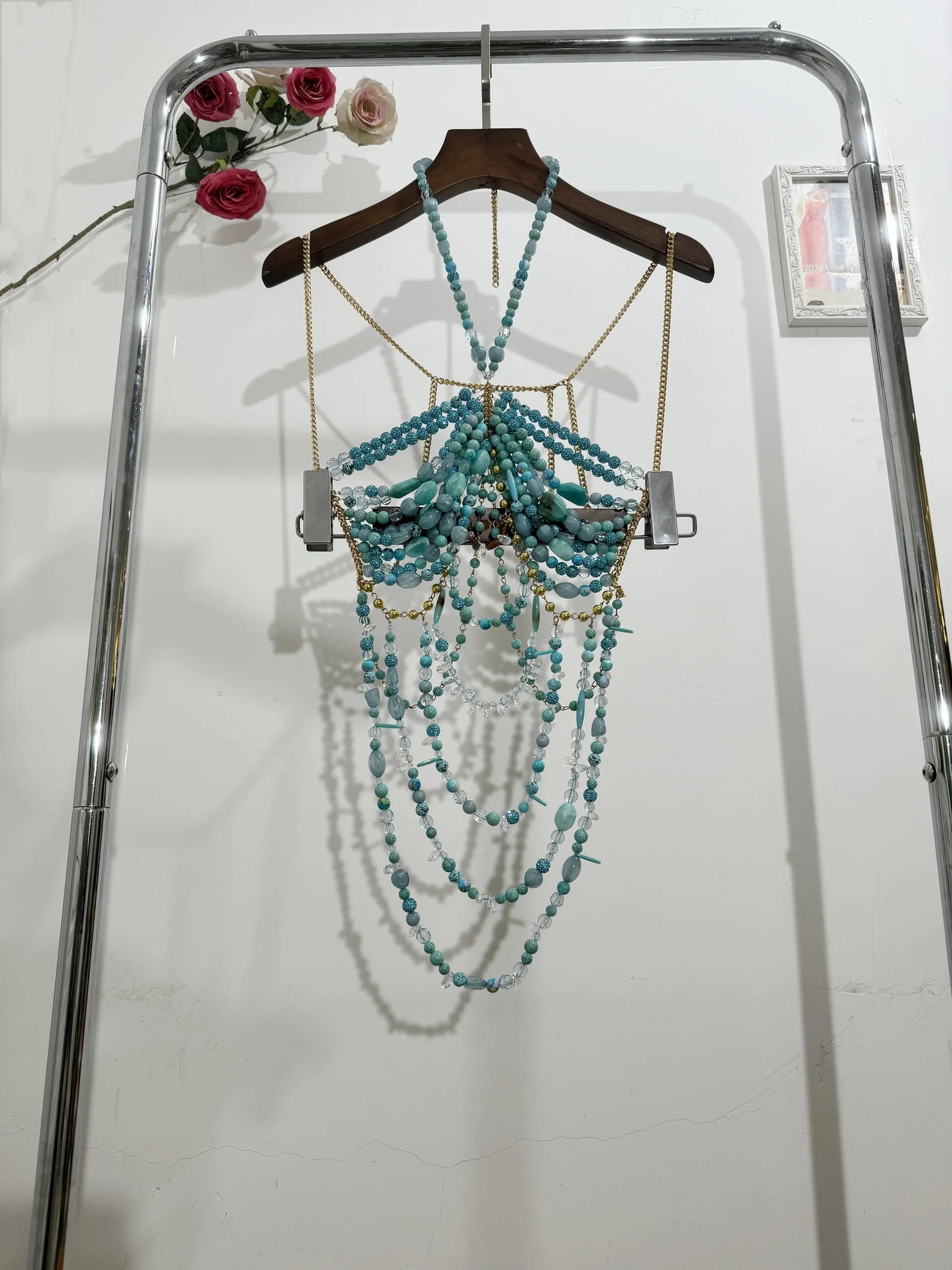 H80&90 New Sexy Women Handmade Glitter Turquoise Color Stone Bead Body Chain Hollow Out Bikini Bra Top Holiday Beachwear Lingeie