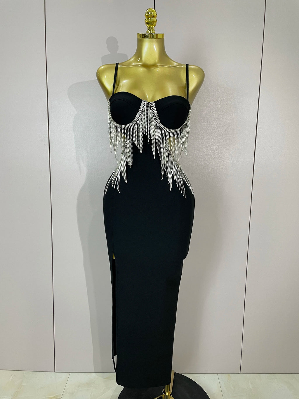 Stock Shinning Chain Sexy Strap Sleeveless Bodycon Long Bandage Dress Women Celebrate Evening Party High Quality Birthday Outfit