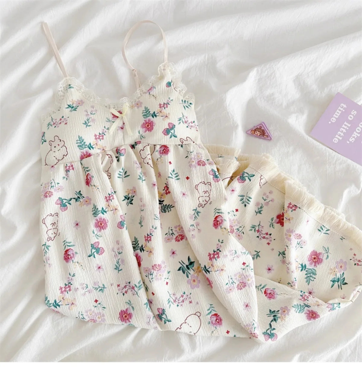 With Chest Cushion Halter Nightgown Female Summer Floral Breathable Thin Section of the Princess Style Loose Knee-Length Pajamas