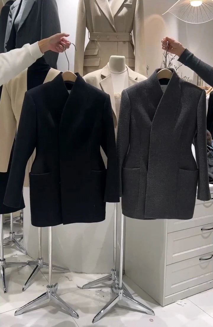 DNBS 2025 Women's Hidden Button Design Sense French Spring Elegant Fashion Lapel Spring New Classic Waist Temperament Suit