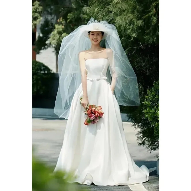 Elegant A-line Wedding Dress Classic Sexy Strapless Bridal Dresses Floor-length Satin Simple