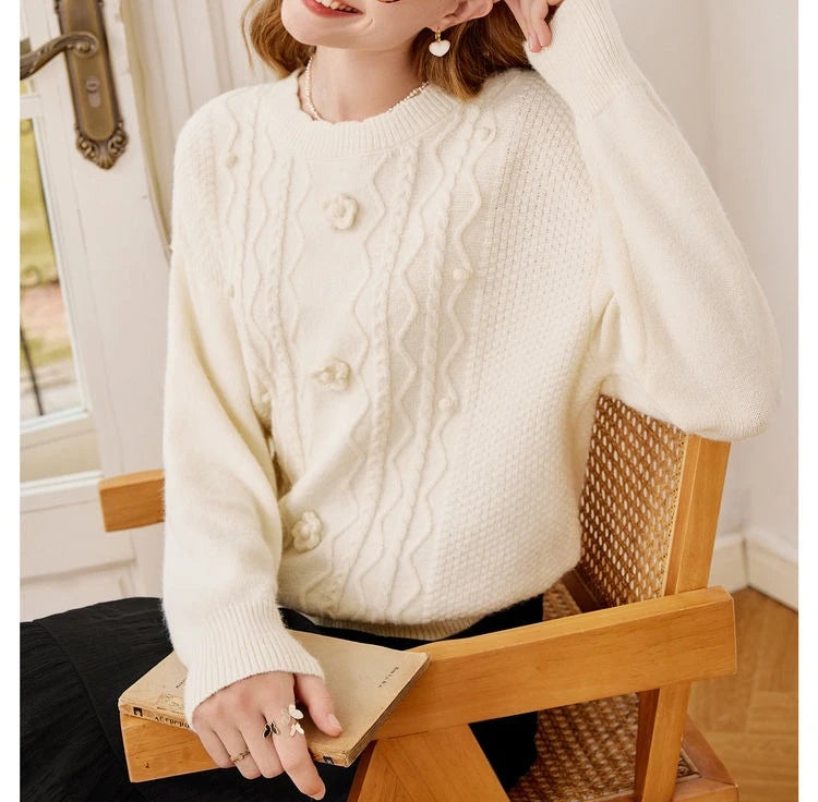 Fashion Women's Clothing 2025 Autumn  Winter New Style Temperament Reducing Loose Flower Embroidered Round Neck Sweater Knit Top