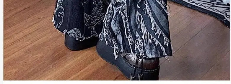 American Subculture Printed Dragon Pattern Raw Edge Slightly Flared Jeans Women's Personalized Low-waisted Slim Fit Flared Pants