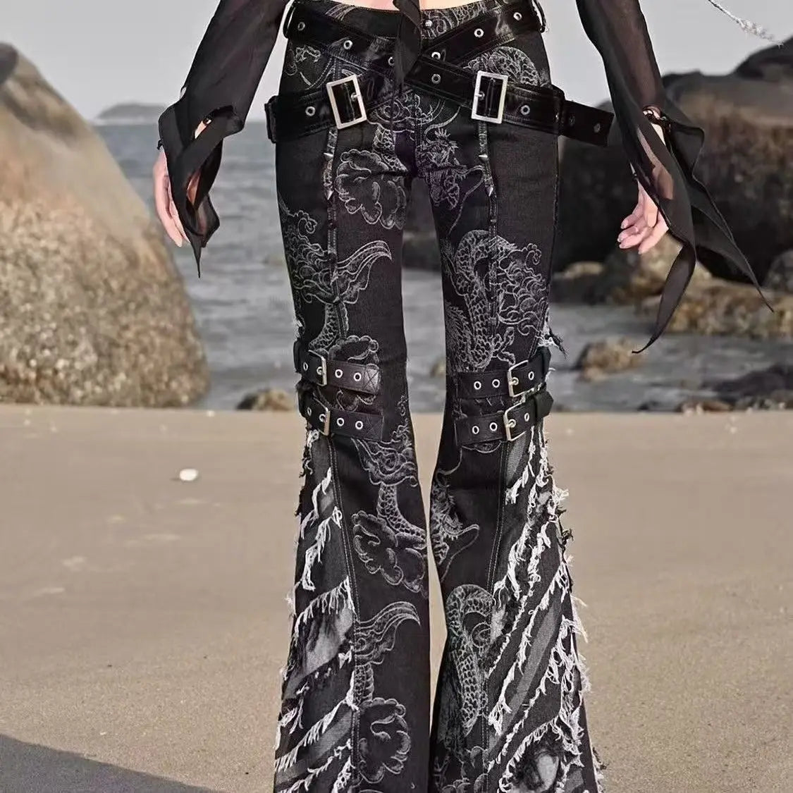 American Subculture Printed Dragon Pattern Raw Edge Slightly Flared Jeans Women's Personalized Low-waisted Slim Fit Flared Pants