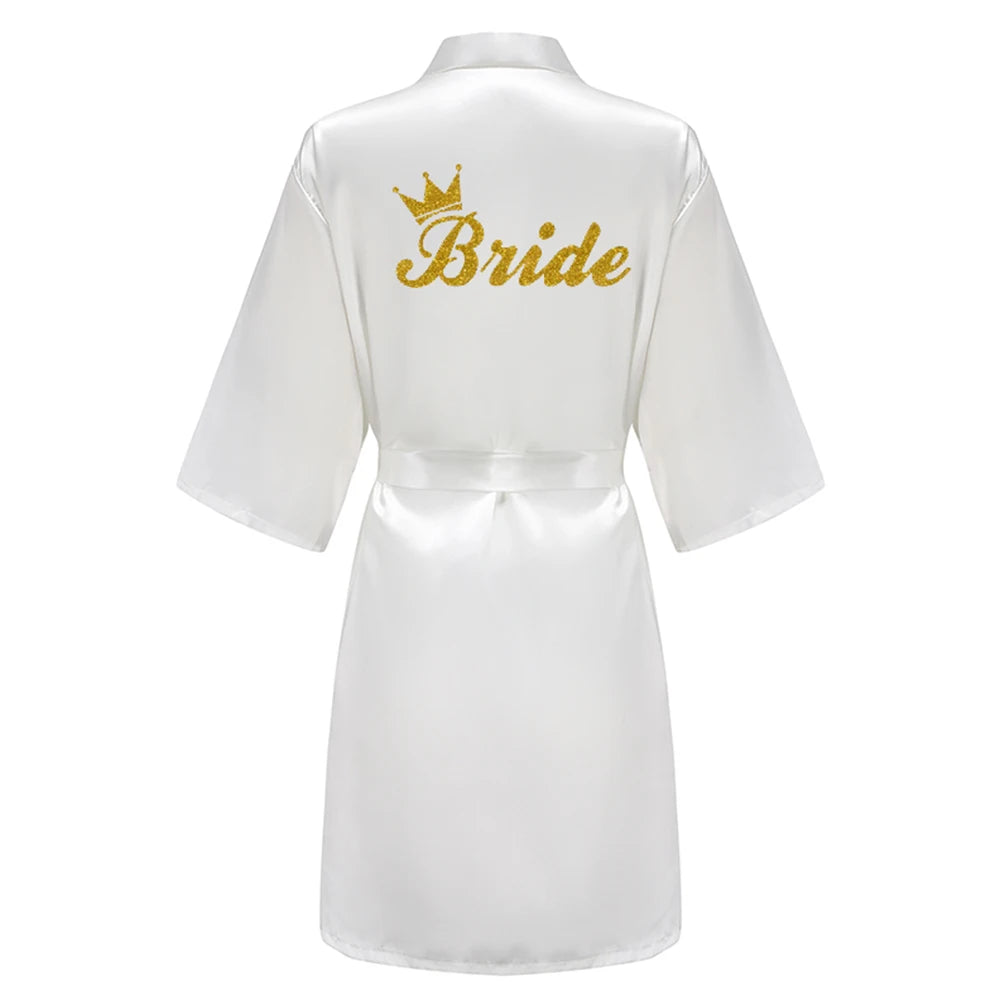 Green Wedding Party Team Bride Robe With Gold Letters Mother Maid of Honor Kimono Satin Pajamas Bridesmaid Bathrobe