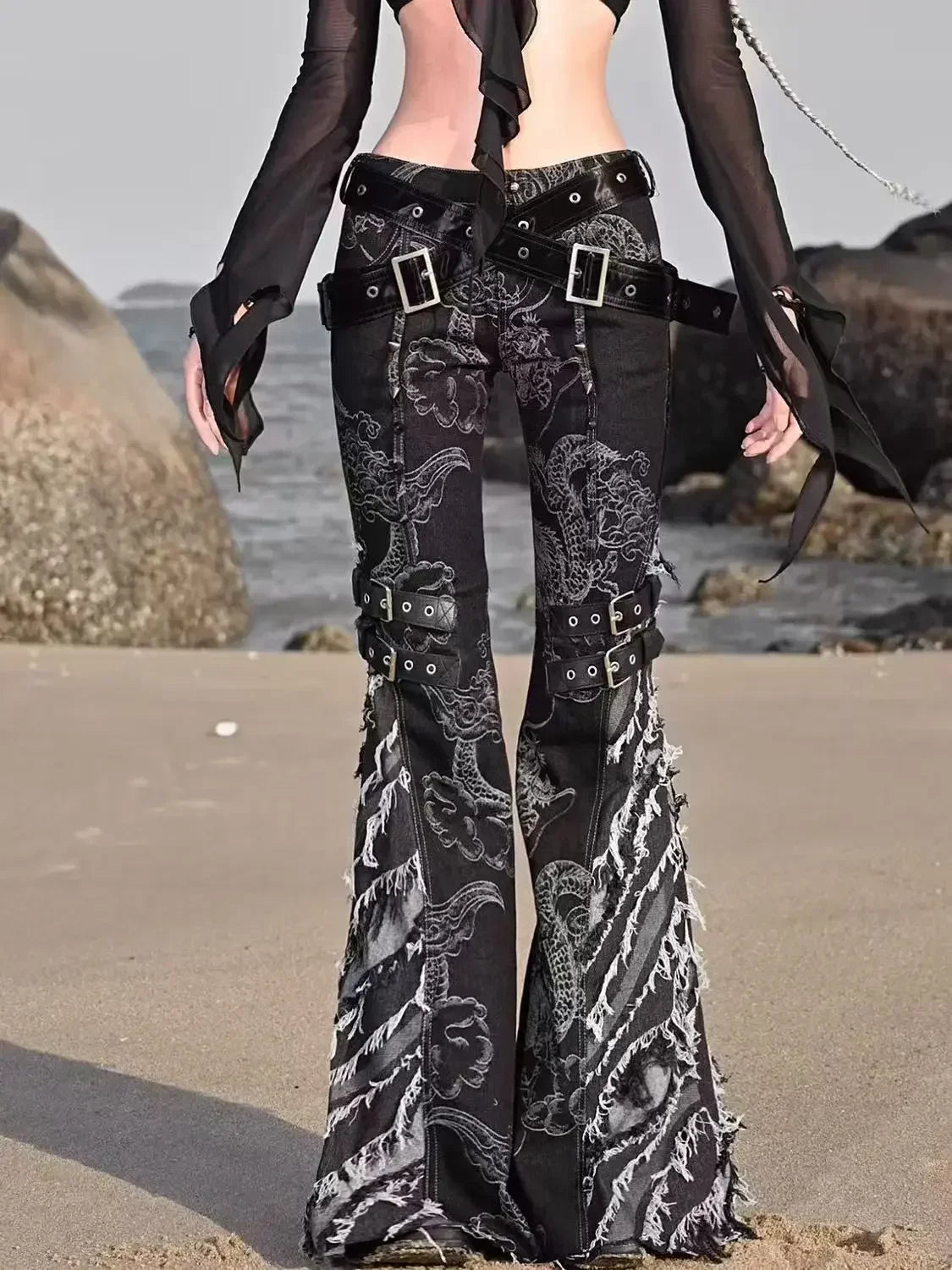 American Subculture Printed Dragon Pattern Raw Edge Slightly Flared Jeans Women's Personalized Low-waisted Slim Fit Flared Pants