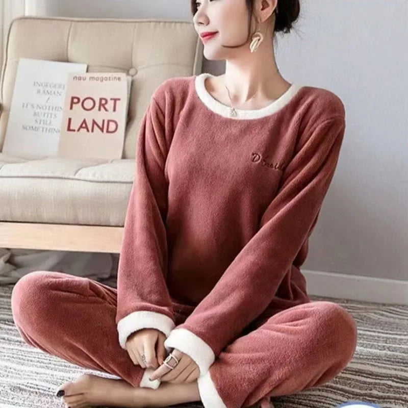 Thickened Warm Flannel Large Size Women Pajamas Set Long-Sleeved Autumn and Winter Warm Cartoon Bear Coral Velvet Sleepwear