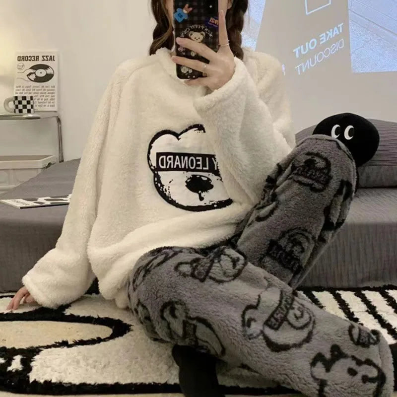 Thickened Warm Flannel Large Size Women Pajamas Set Long-Sleeved Autumn and Winter Warm Cartoon Bear Coral Velvet Sleepwear