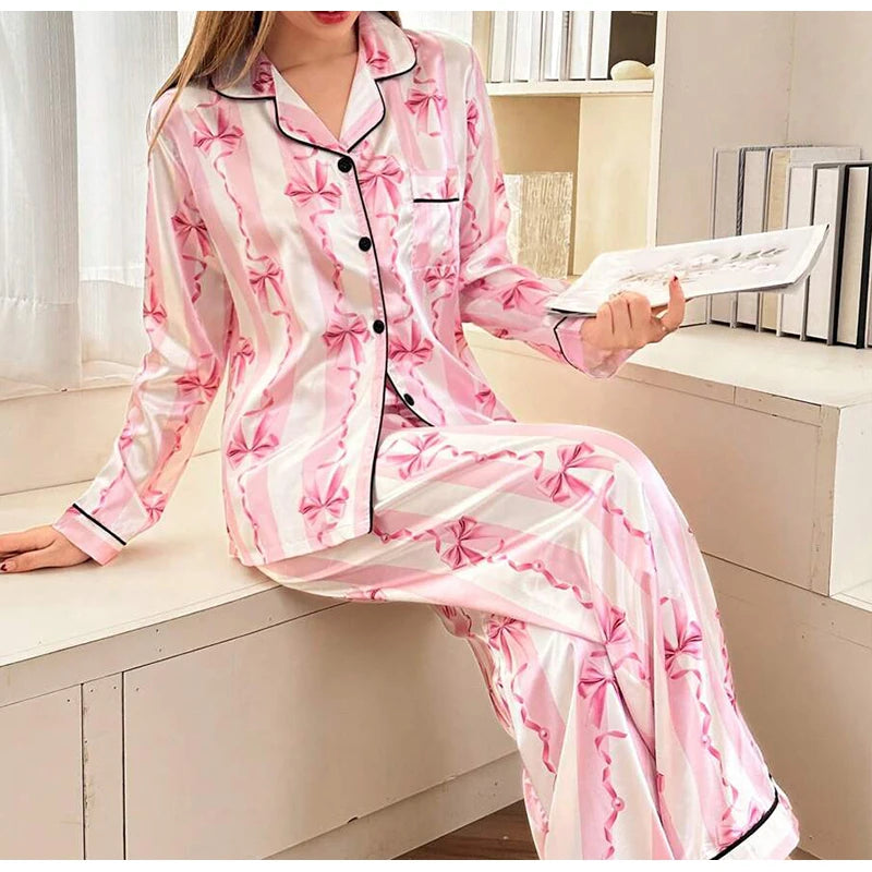 Two piece set of womens pajamas spring and autumn satin printed long sleeved top long pants casual and comfortable home suit set
