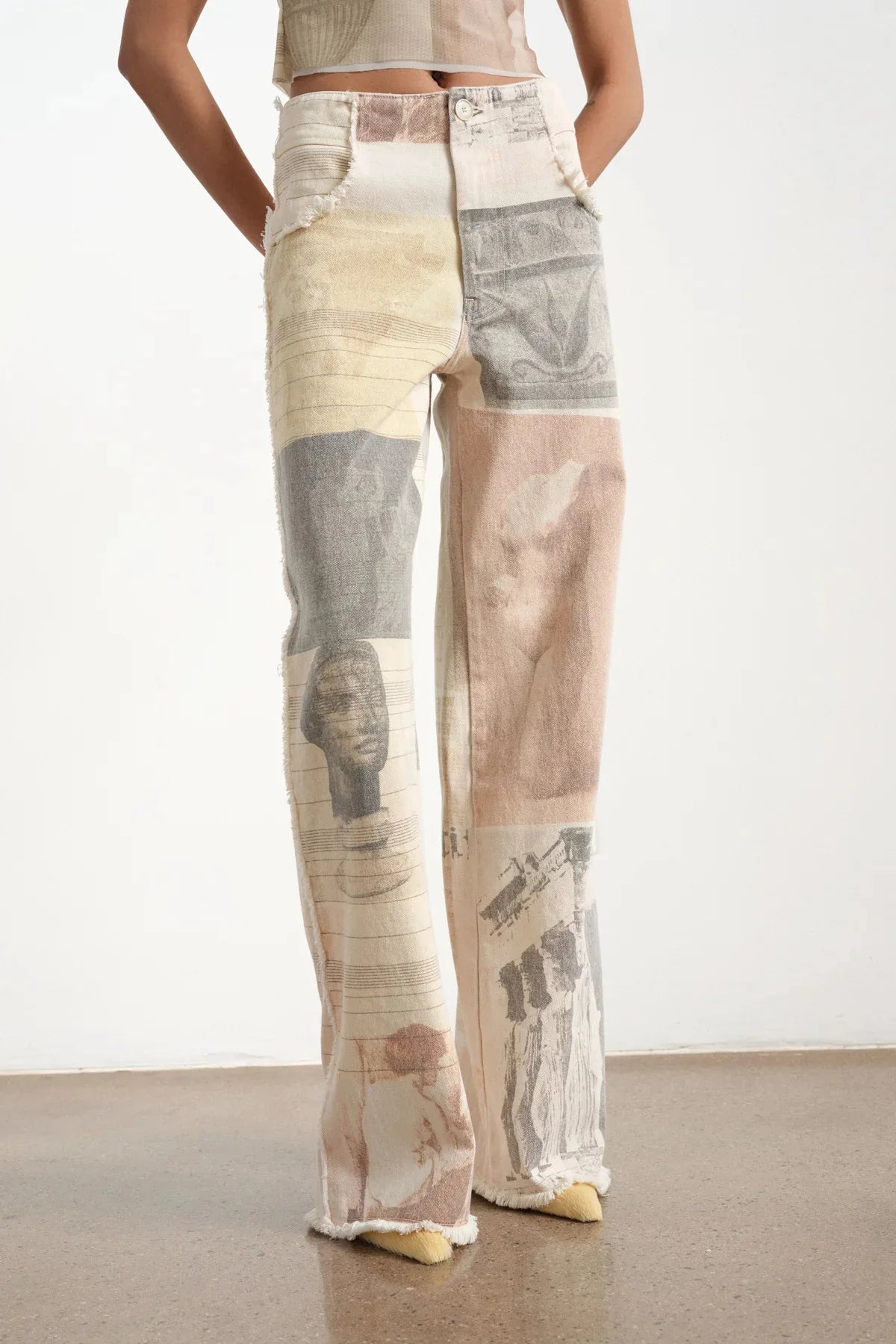Women's Off White Wide Leg Jeans American Retro Loose Fit Printed Design Floor Length Denim Pants High Waist Trousers