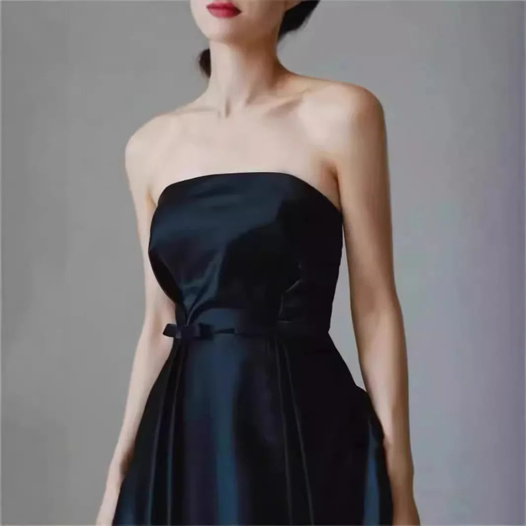 Elegant A-line Wedding Dress Classic Sexy Strapless Bridal Dresses Floor-length Satin Simple