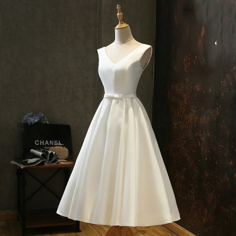 White V-Ne Mid-Length Evening Gown 2024 Sle Ele Slimming Sister's Dr for Wedding Par Celebration