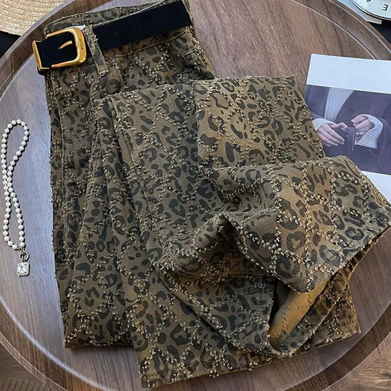 2025 Winter New Arrival American Retro High Street Leopard Print Jeans for Women High Waist Loose Straight Pants