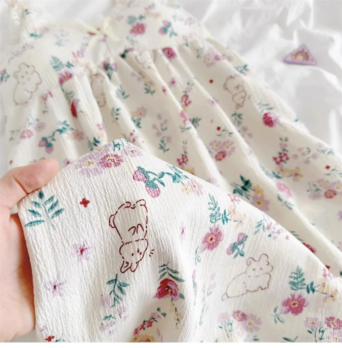 With Chest Cushion Halter Nightgown Female Summer Floral Breathable Thin Section of the Princess Style Loose Knee-Length Pajamas