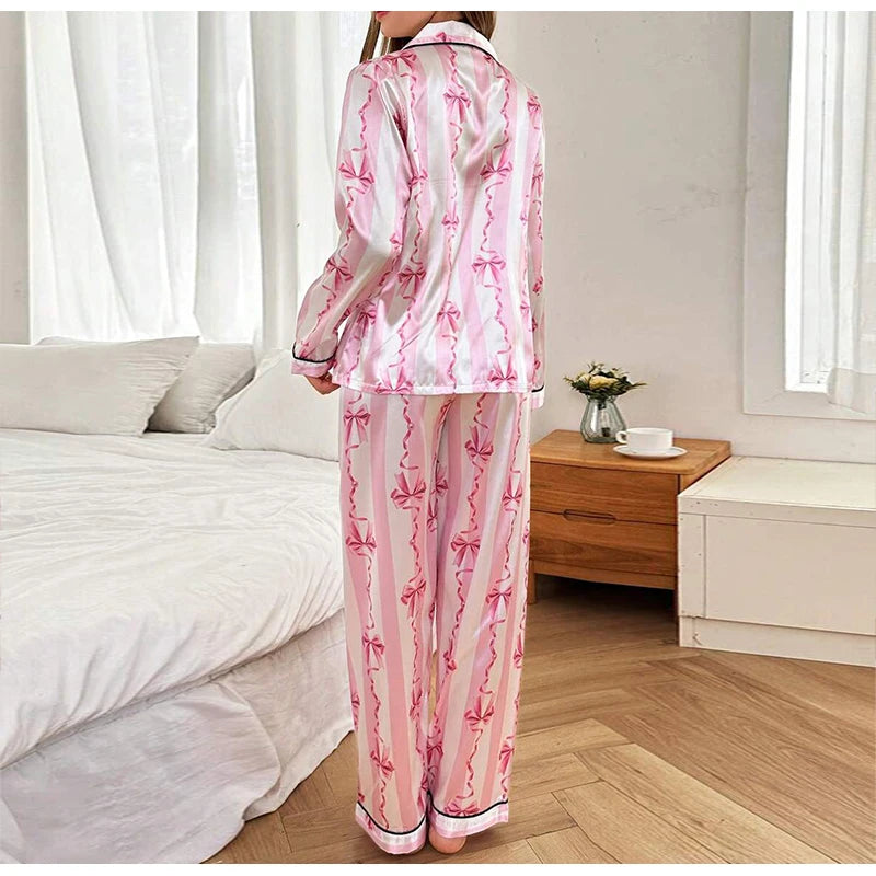 Two piece set of womens pajamas spring and autumn satin printed long sleeved top long pants casual and comfortable home suit set