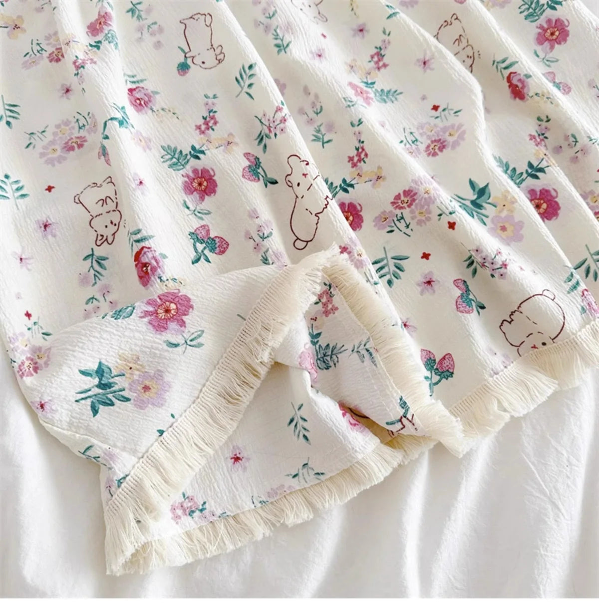With Chest Cushion Halter Nightgown Female Summer Floral Breathable Thin Section of the Princess Style Loose Knee-Length Pajamas